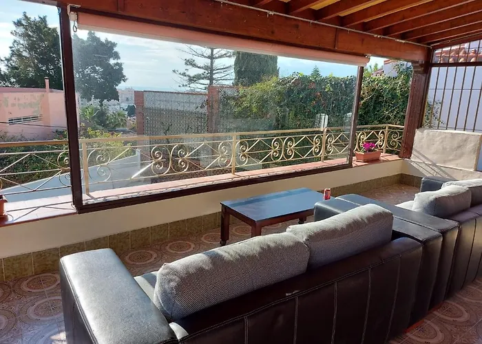 Con Piscina Privada Hébergement de vacances