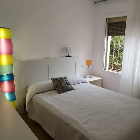 Con Piscina Privada トレモリノス