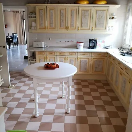 別荘 Con Piscina Privada