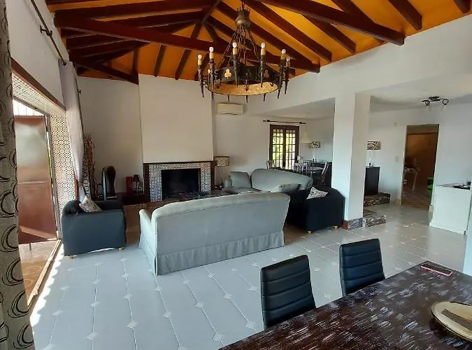 Con Piscina Privada Semesterbostad