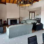 Con Piscina Privada