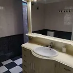 Con Piscina Privada 別荘