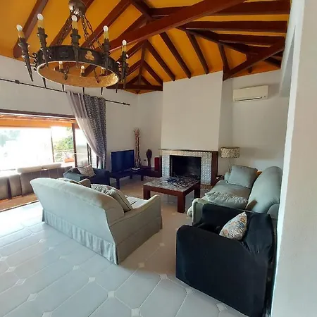 Con Piscina Privada Semesterbostad