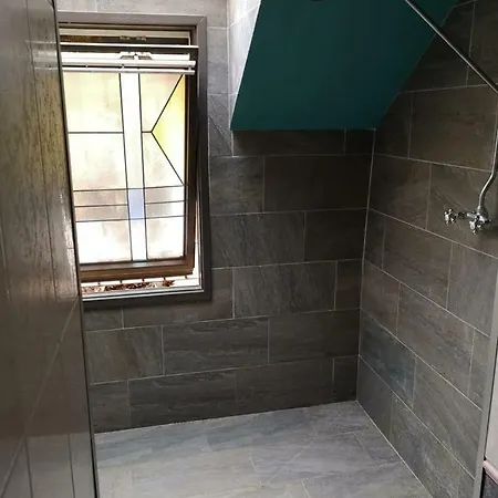 Con Piscina Privada بيت للعطل
